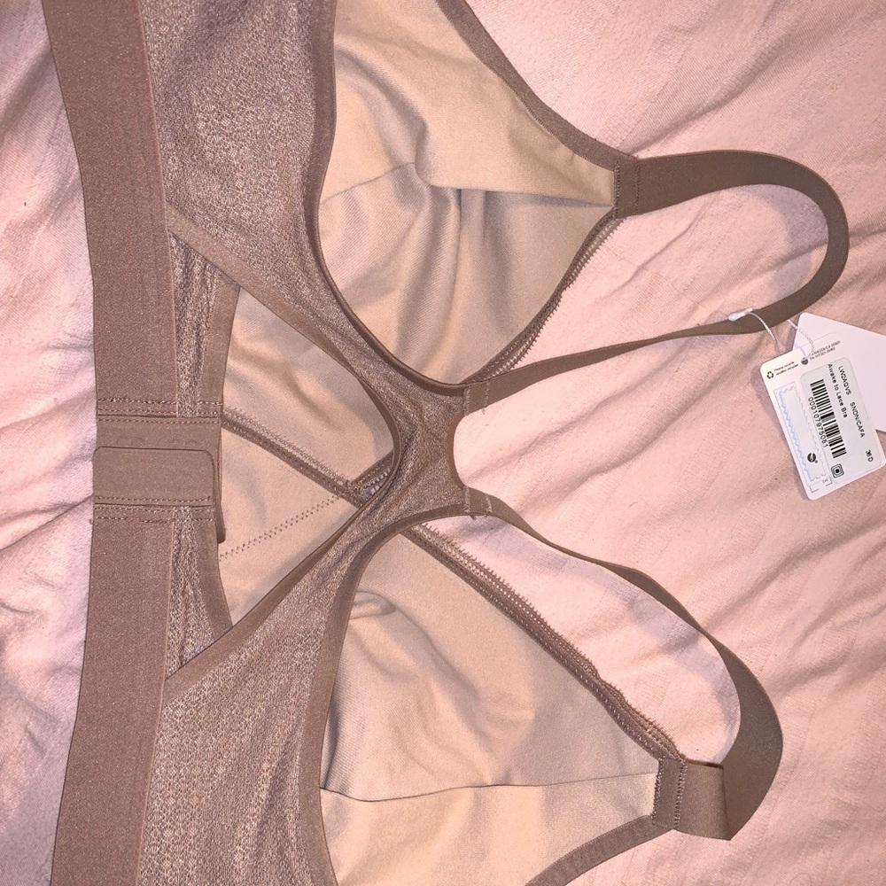 Lululemon Awake to Lace Bra - Picture 5 of 6